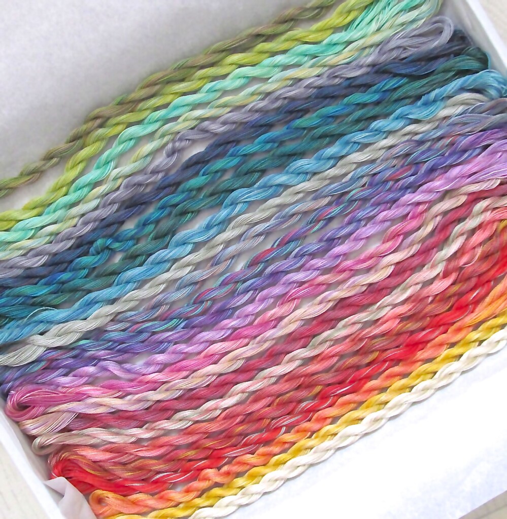 Var thread gift box 2 Variegated embroidery threads gift box